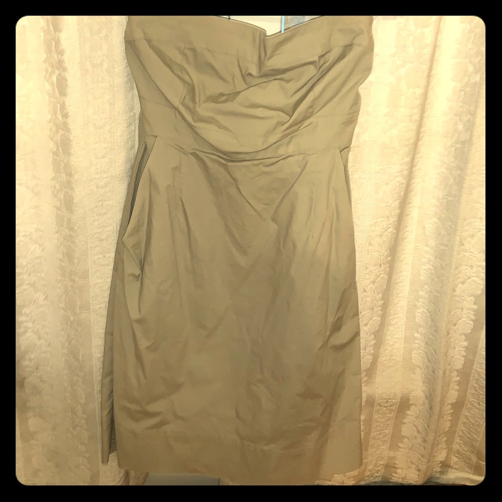 Strapless Tan Dress fitted with Pockets Like New